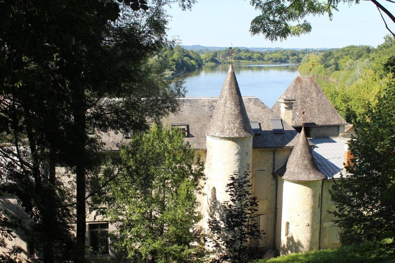 Chateau De Courtebotte Saint-Jean-de-Blaignac Dış mekan fotoğraf